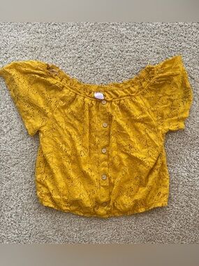No Boundaries Mustard Yellow Off-Shoulder Lace Button-Front Top Large Fall